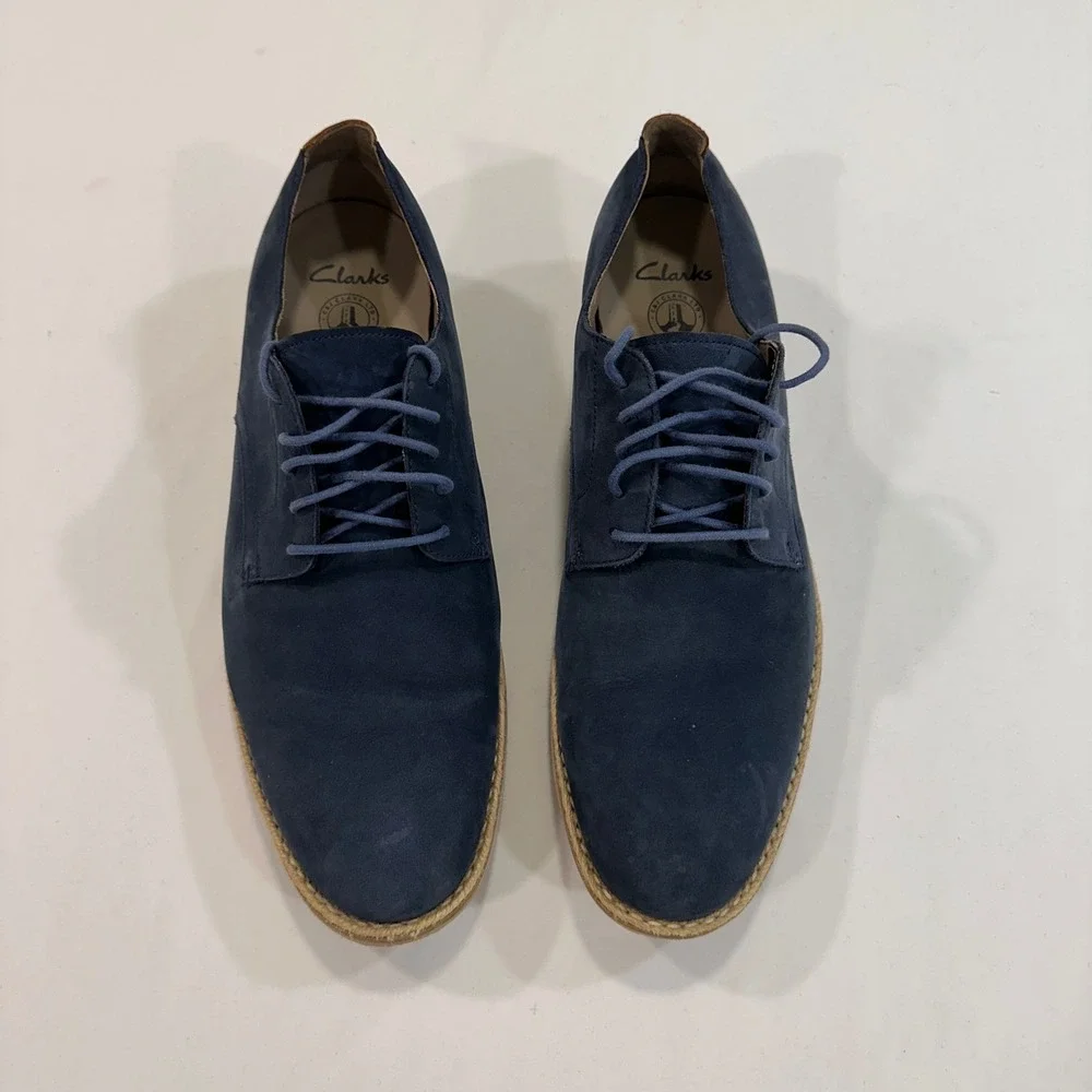 Clarks these tor